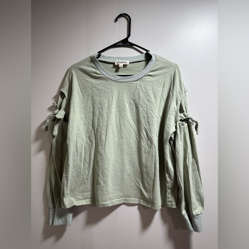 Listicle Light Green Bow Sleeve Hoodie
